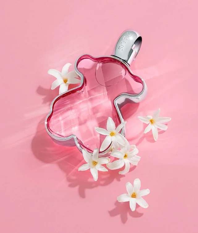 LOVE ME TOUS